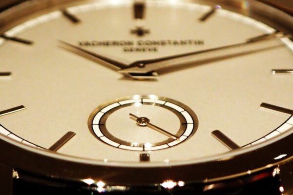 シンプルで美しい時計とは Ref.82172/000G-9383 大阪