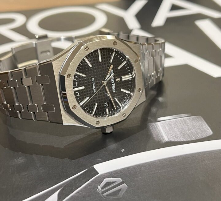 オーデマピゲ　ロイヤルオークRef.15400ST.OO.1220ST.01