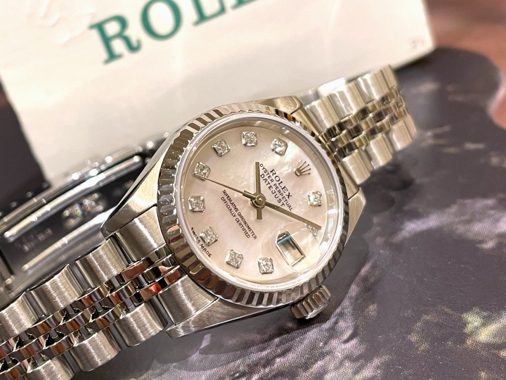 フェミニンなピンクシェル❣❣　Ref.79174NG　大阪　心斎橋