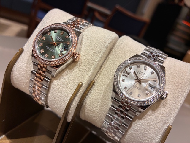 どちらがお好み？ 279381RBR/279384RBR 大阪 心斎橋