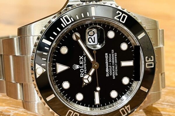 不動の人気！サブマリーナー　Ref.126610LN 　大阪　心斎橋