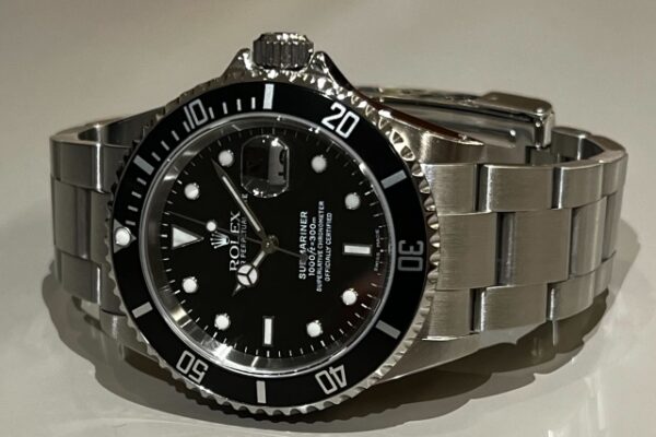 ２世代前のサブマリーナーデイト REF.16610　大阪心斎橋