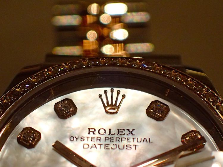 ワンランク上のミディアムサイズ Ref.278381RBR 大阪